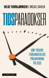 Bilete av framsida på boka med ei klokke.